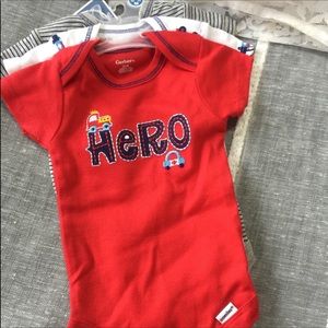 Gerber Baby Lot of Onesies. 0-3 months NWT
